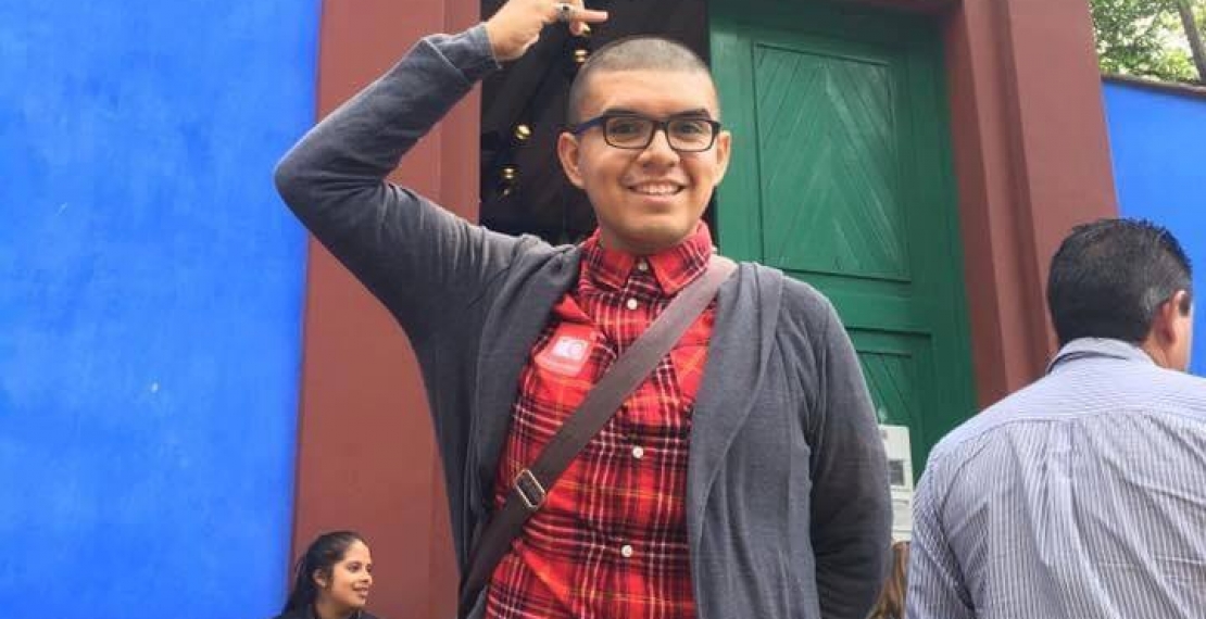 La aceptación personal, educativa y laboral de un joven sordo.